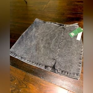 DENIM MINI SKIRT